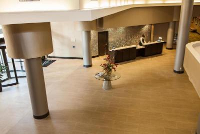 Ontario Gateway Hotel