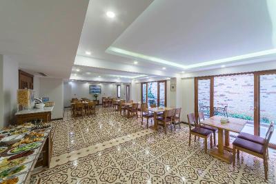 Lalinn Hotel