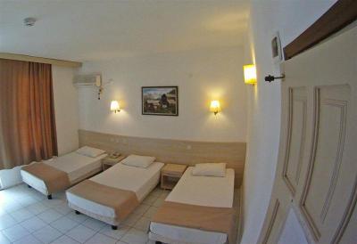 Kleopatra Carina Hotel
