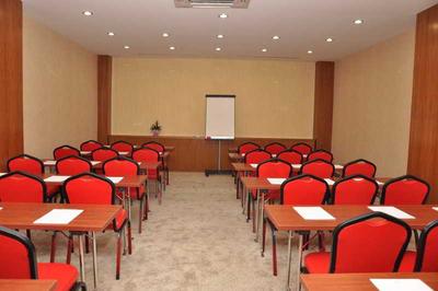 Vplus Hotel Atasehir (ex.Asia Artemis Suit)