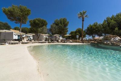 Villas & Bungalows Del Lago