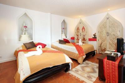 Ayutthaya Garden River Home