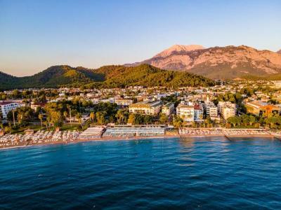 L’Ancora Beach Hotel