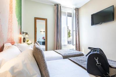 Hotel Alpha Paris Eiffel by Patrick Hayat