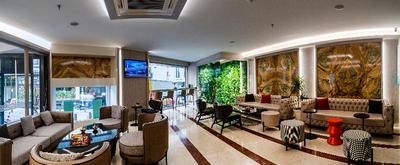Aprilis Hotel