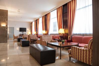 Unzaga Plaza Hotel