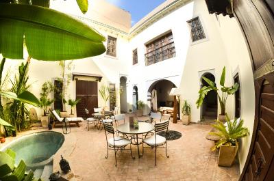 Riad Les Ammonites