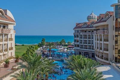 Kirman Belazur Resort & Spa