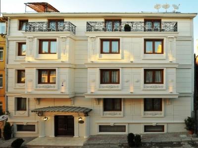 Albinas Hotel Old City