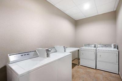 La Quinta Inn & Suites Energy Corner