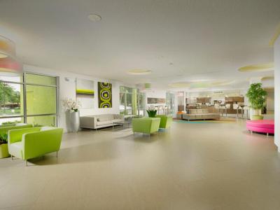 Avanti International Resort
