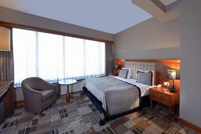 Tiara Hotel & Spa