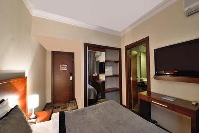 Tiara Hotel & Spa