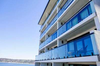 La Jolla Cove Suites