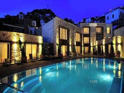 Lvzz Hotel