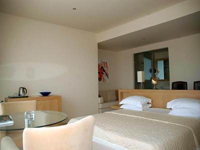Lvzz Hotel