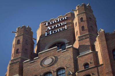 The Tudor Arms Hotel Cleveland - a DoubleTree by H