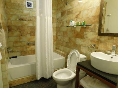 The Tudor Arms Hotel Cleveland - a DoubleTree by H