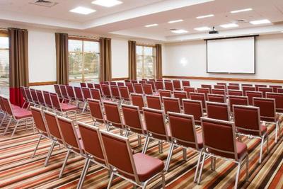 DoubleTree by Hilton Raleigh-Cary