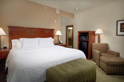 Hampton Inn & Suites Salem, OR