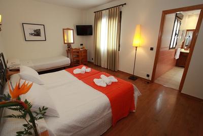 La Bodega Hotel