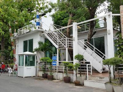 Nautical Inn