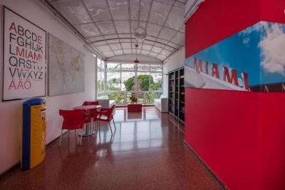 Apartamentos Miami