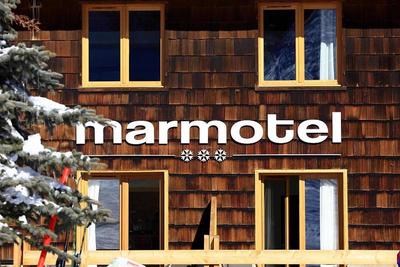 SOWELL COLLECTION Marmotel
