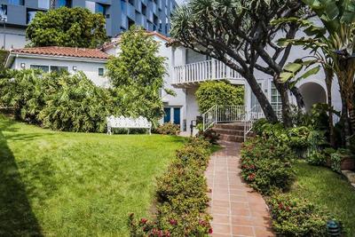 Sunset Marquis Hotel and Villas