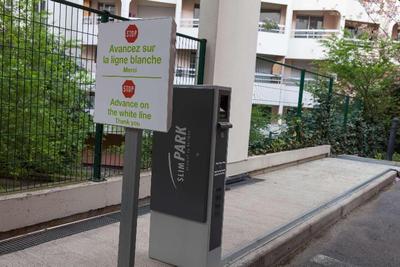 CAMPANILE PRIME PARIS 19 - LA VILLETTE