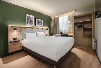CAMPANILE PRIME PARIS 19 - LA VILLETTE