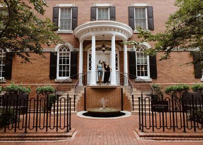 Morrison House Old Town Alexandria, Autograph Coll