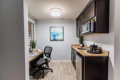 Best Western Plus Manhattan Beach Hotel