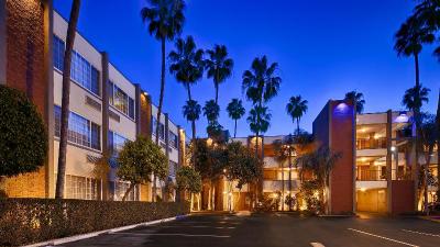 Best Western Plus Carriage Inn