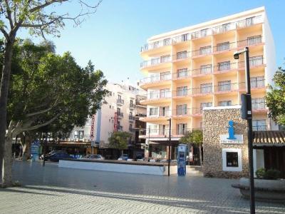 The Red Hotel by Ibiza Feeling
