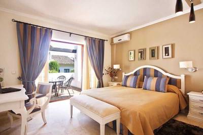 The Suites At San Roque Club