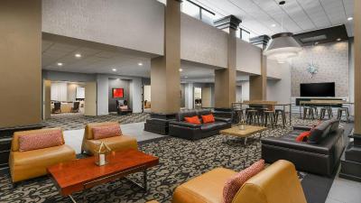 Crowne Plaza Phoenix Airport