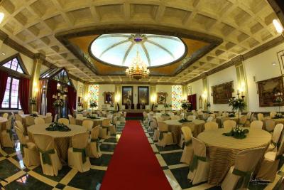 Las Acacias Hotel