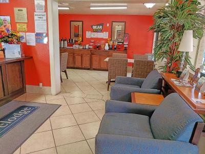Travelodge by Wyndham Houston Hobby Airport