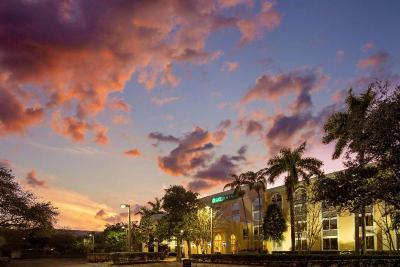 La Quinta by Wyndham Sunrise