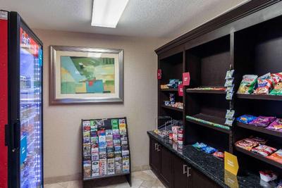 Rodeway Inn & Suites Hillsboro