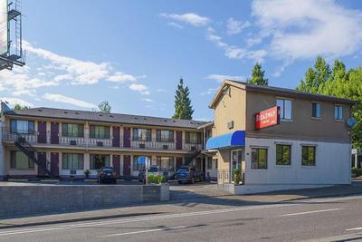 Broadway Inn Portland Downtown