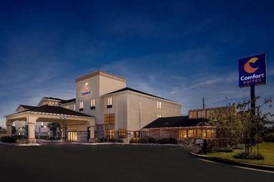 Comfort Suites Panama City near Tyndall AFB