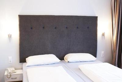Bahn Hotel Dusseldorf