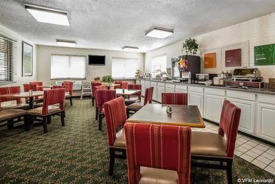 Yellowstone River Inn & Suites