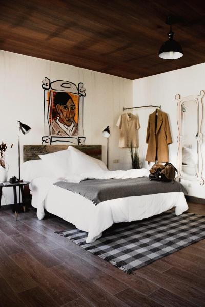 Room00 Ventura