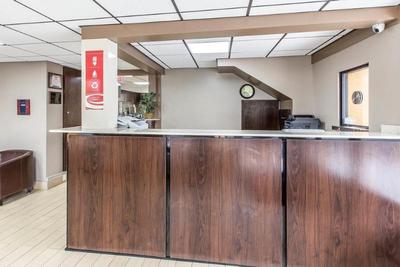 Econo Lodge Midtown Downtown