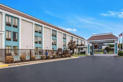 Quality Inn Jacksonville near Camp Lejeune