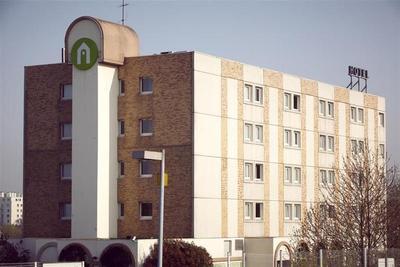 Campanile Villejuif
