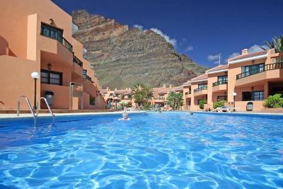 Apartamentos Las Tres Palmeras